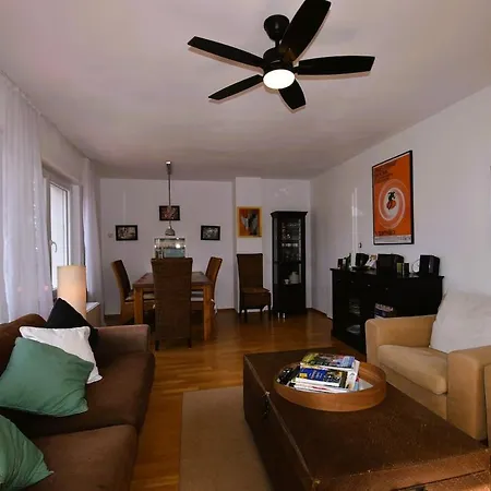 Haus Naehe Fuer 12 Personen Villa *