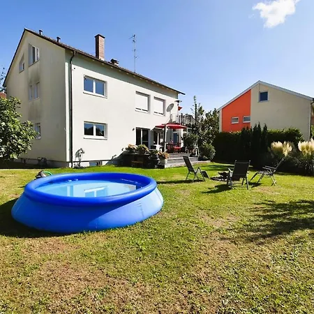 Villa Haus Naehe Fuer 12 Personen