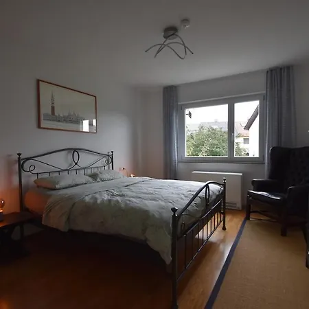 Haus Naehe Fuer 12 Personen Villa